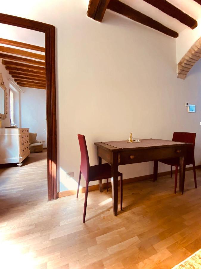Del Posto Apartment Parma Ngoại thất bức ảnh