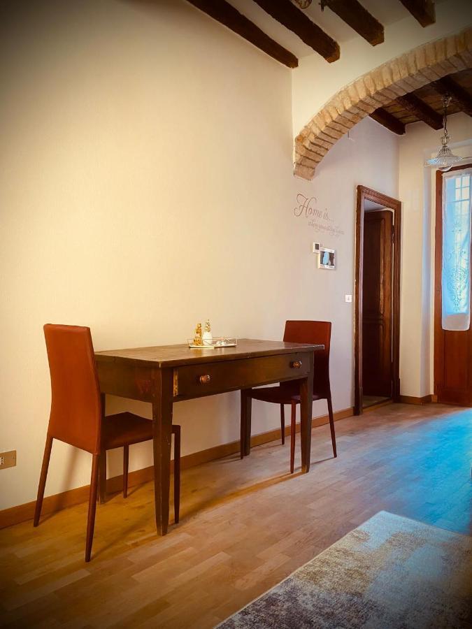 Del Posto Apartment Parma Ngoại thất bức ảnh